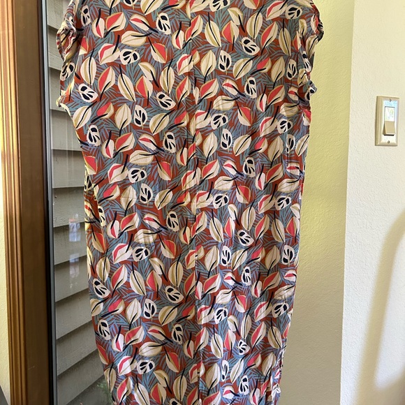 Orfeo Paris Rayon dress lightweight v-neck. Sz M - Picture 4 of 5